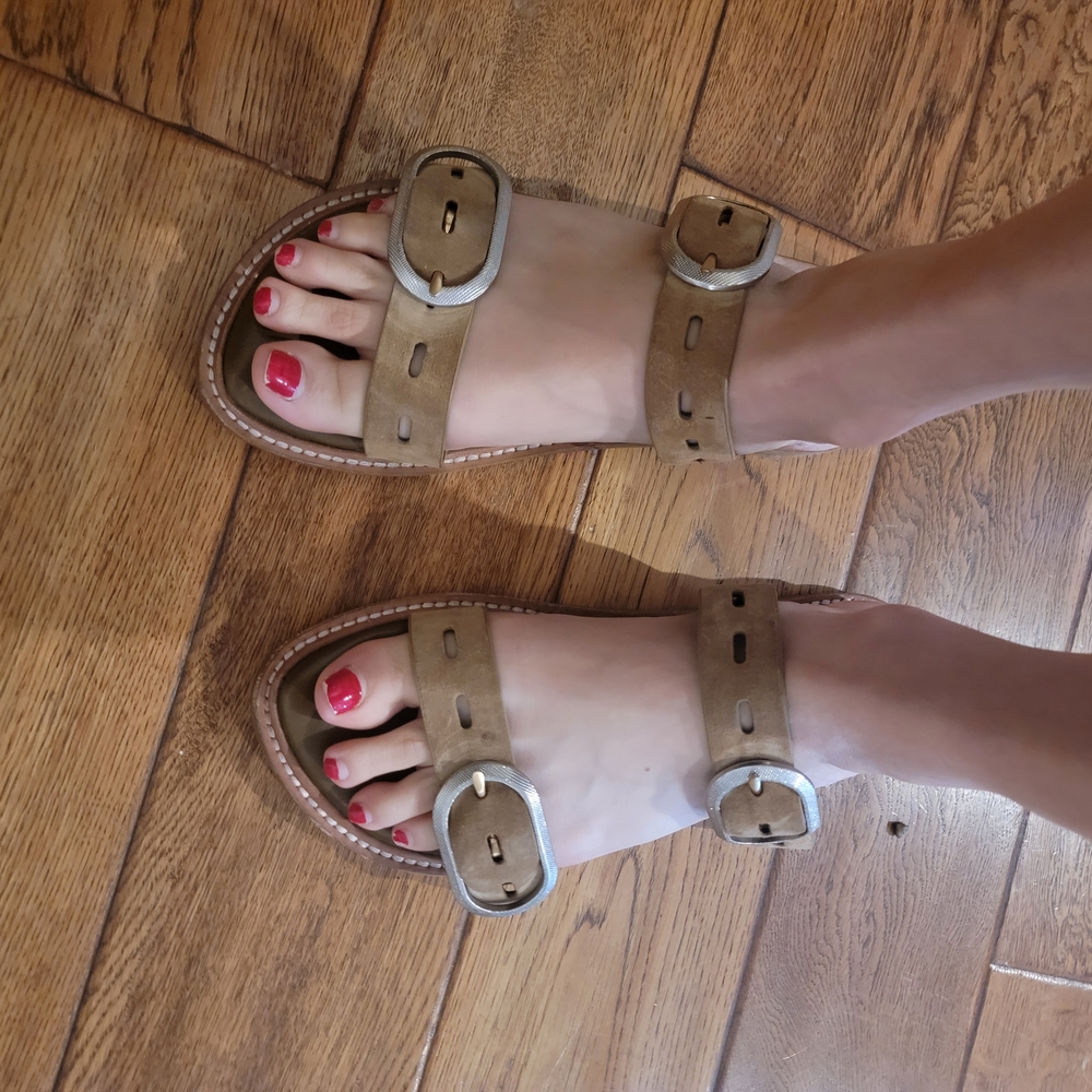 Women's Tan Sandals